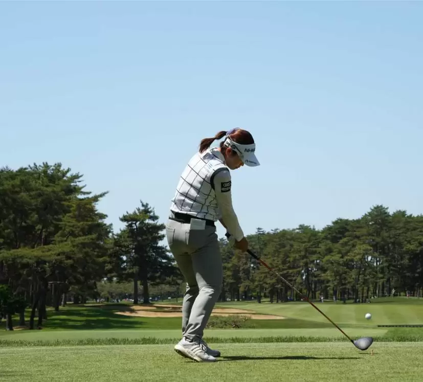 パク・ミンジのドライバースイング