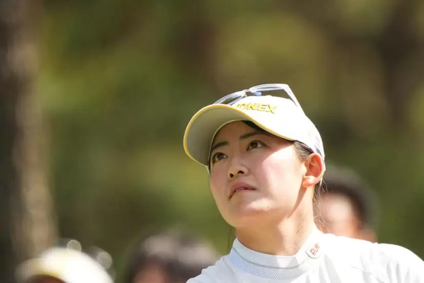 岩井千怜のドライバースイング