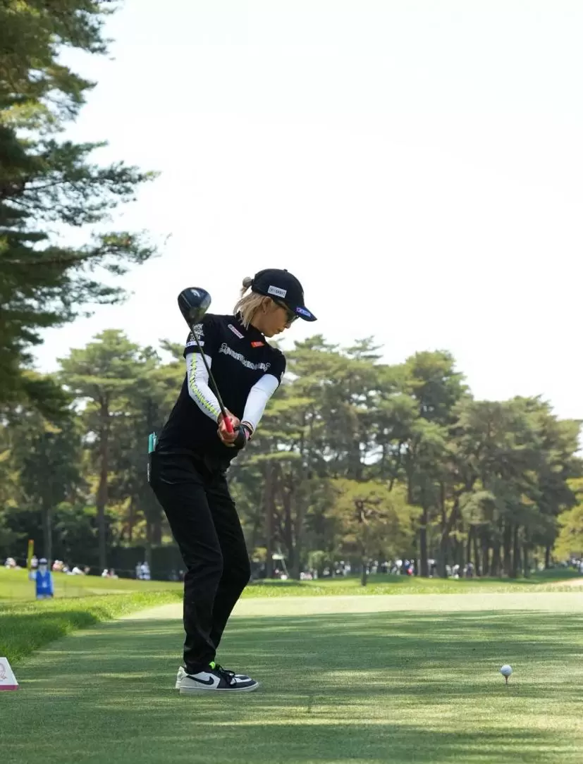 金田久美子のドライバースイング