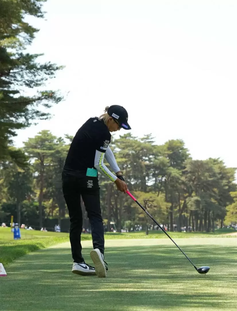 金田久美子のドライバースイング