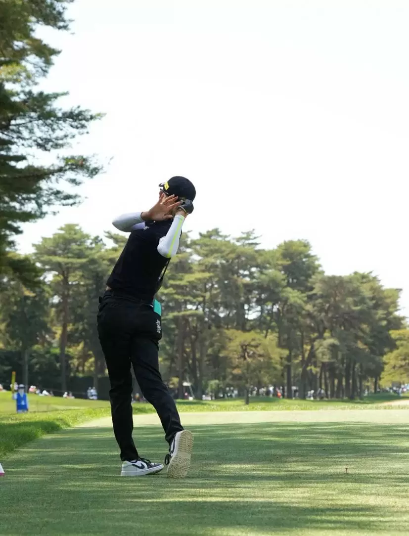 金田久美子のドライバースイング