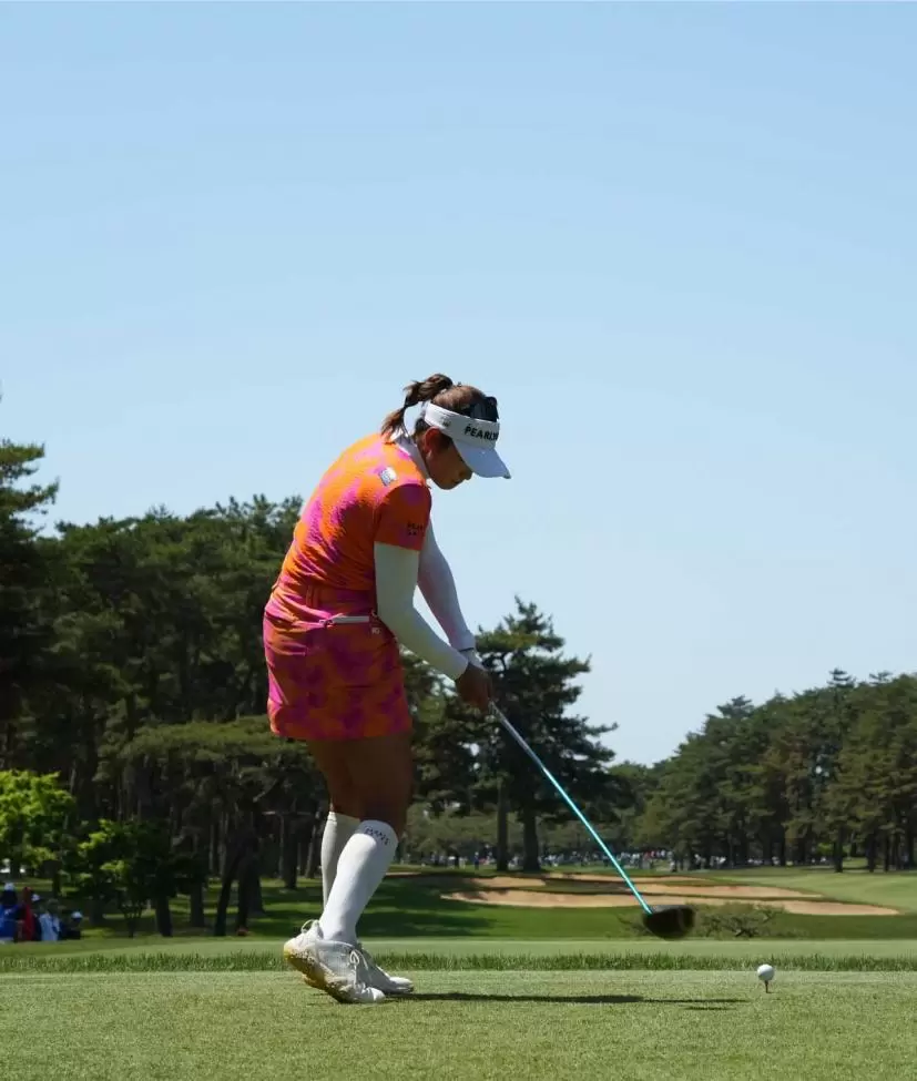 原英莉花のドライバースイング