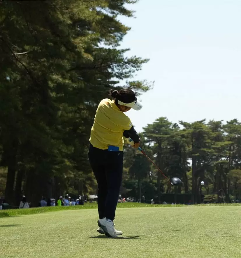 青木瀬令奈のドライバースイング