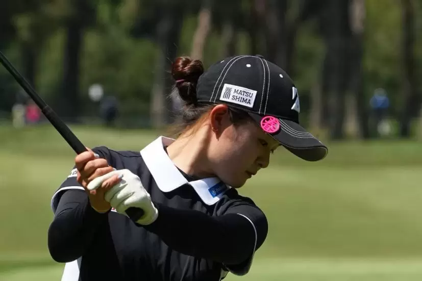 川﨑春花のドライバースイング