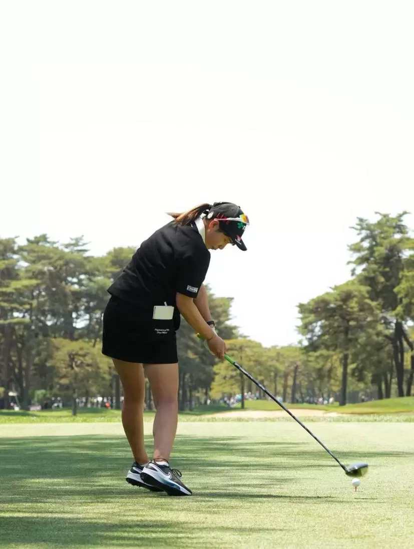 田辺ひかりのドライバースイング