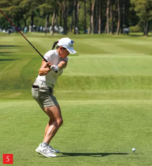 岩井千怜,スイング,ダウンスイング