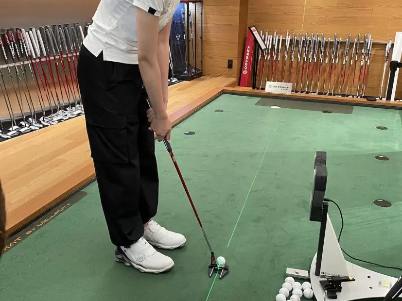 オデッセイパットラボでパターフィッティング