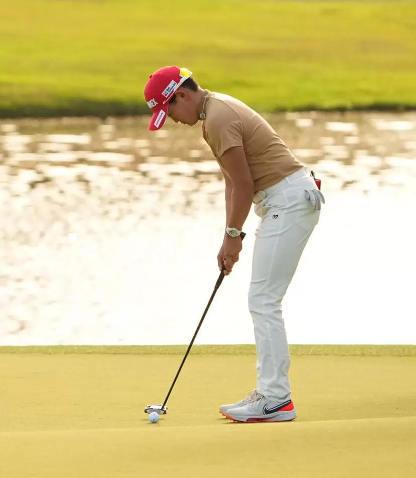 岩井明愛のパッティングストローク