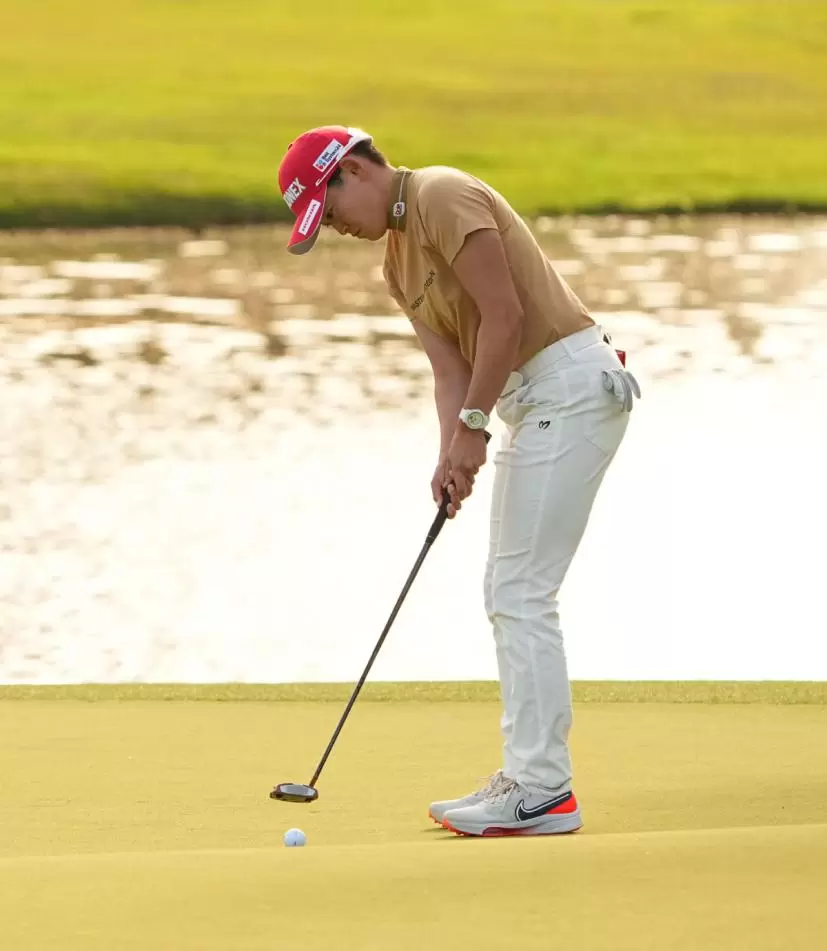 岩井明愛のパッティングストローク