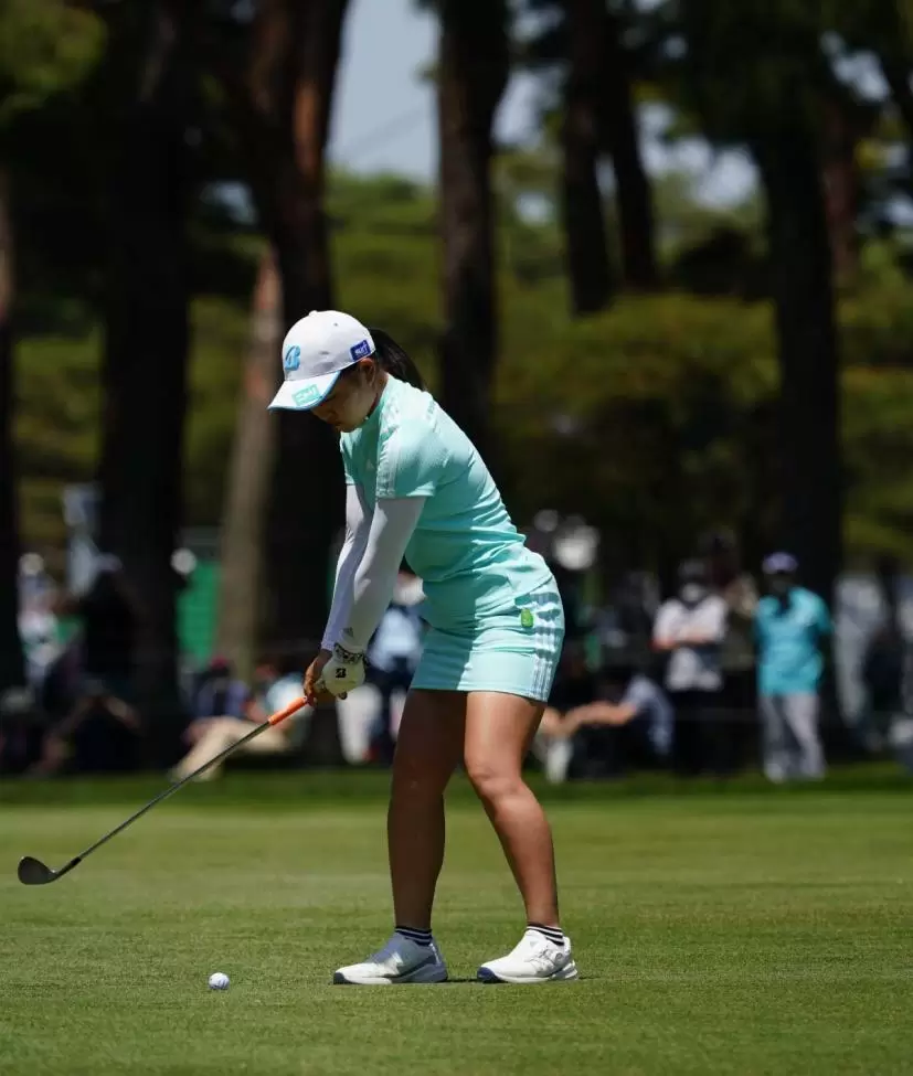 佐藤心結のウェッジスイング