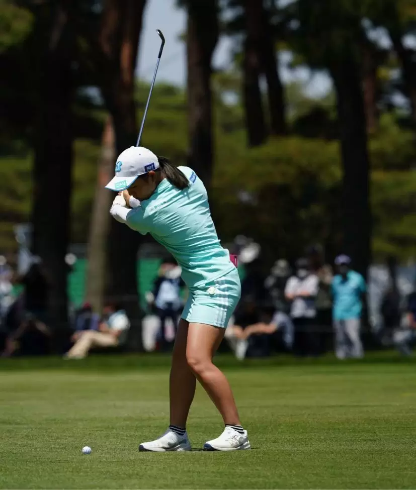 佐藤心結のウェッジスイング