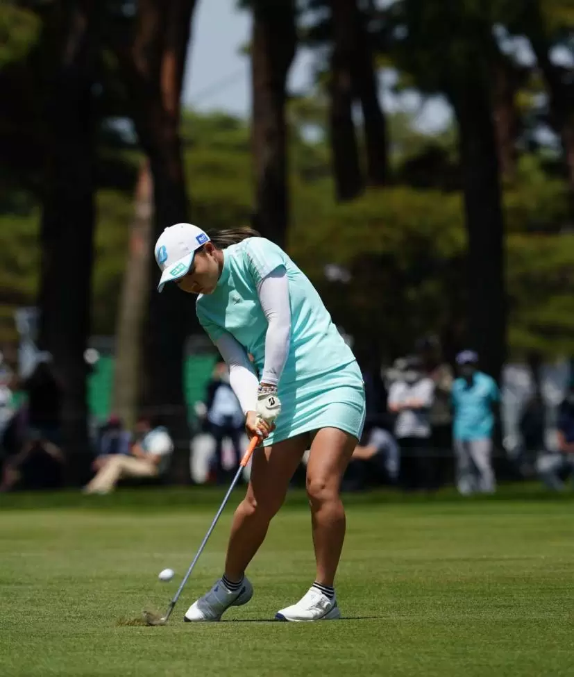 佐藤心結のウェッジスイング