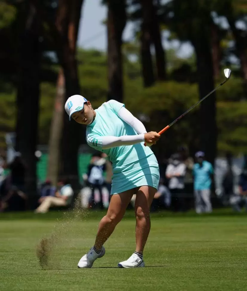 佐藤心結のウェッジスイング