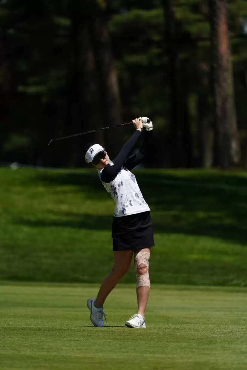 三ヶ島かなのユーティリティスイング