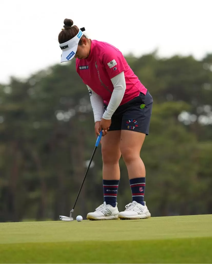 山下美夢有のパッティングストローク