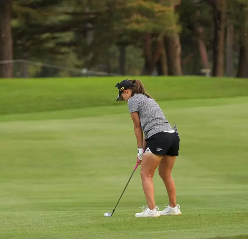 上田桃子のウェッジスイング