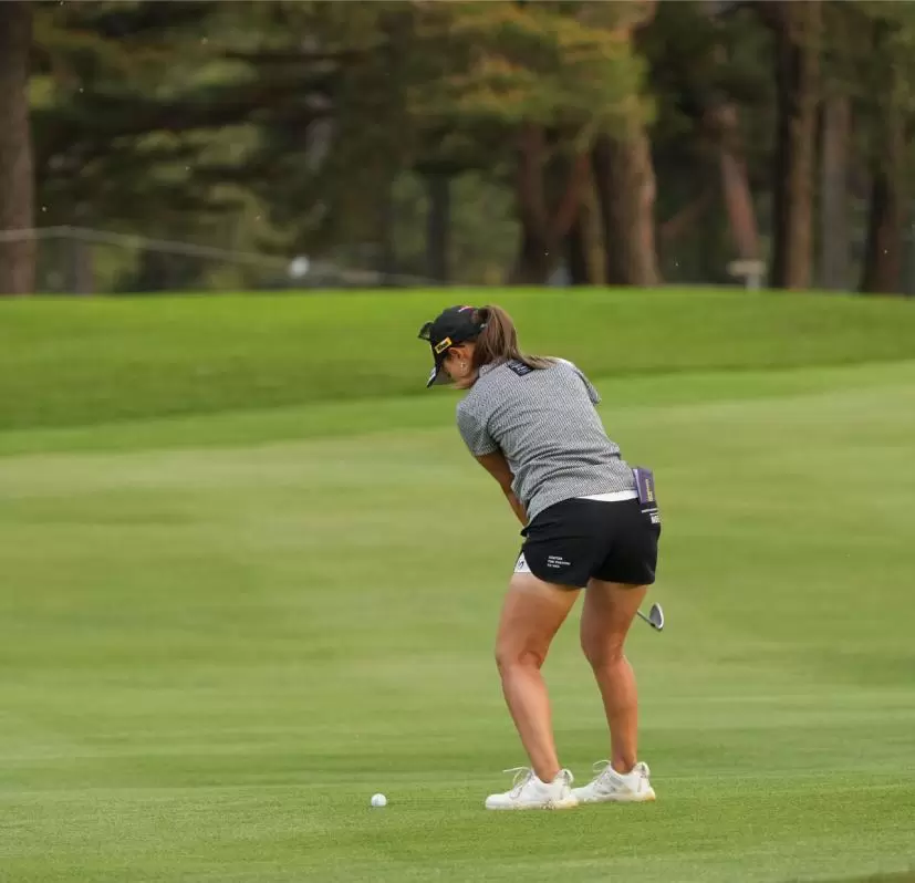 上田桃子のウェッジスイング