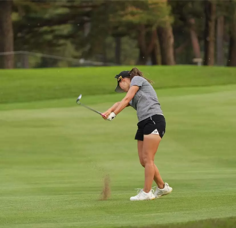 上田桃子のウェッジスイング