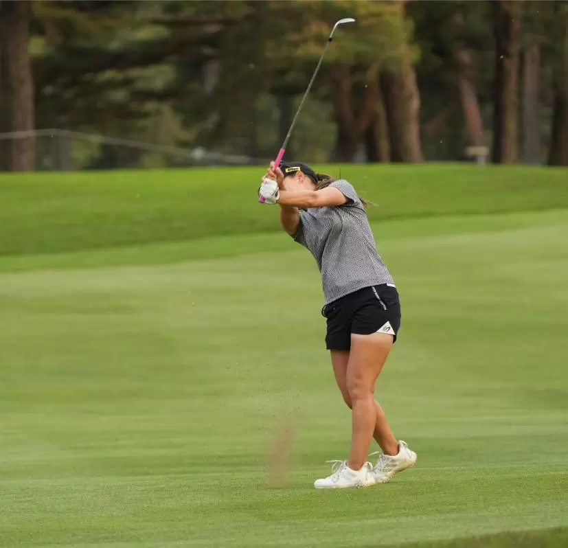 上田桃子のウェッジスイング