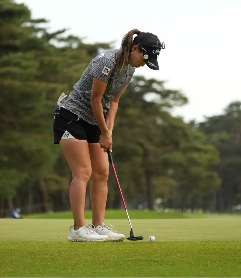 上田桃子のパッティングストローク