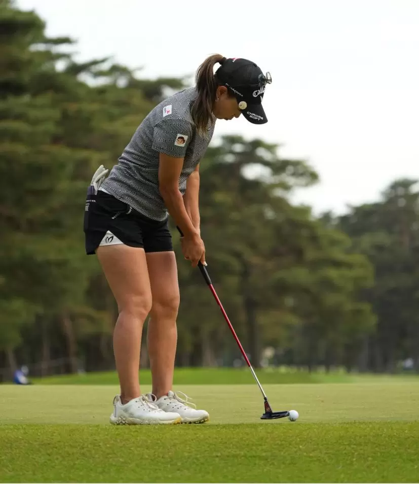 上田桃子のパッティングストローク