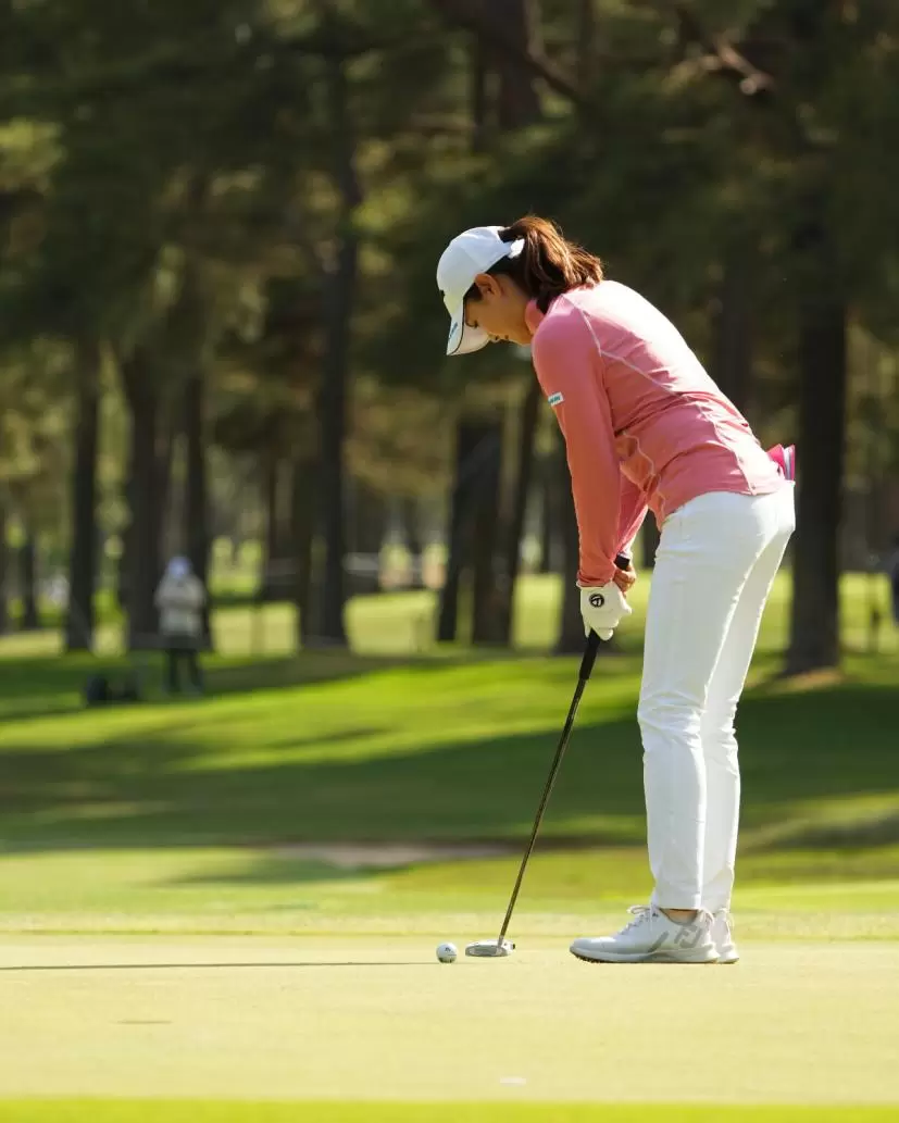 新垣比菜のパッティングストローク