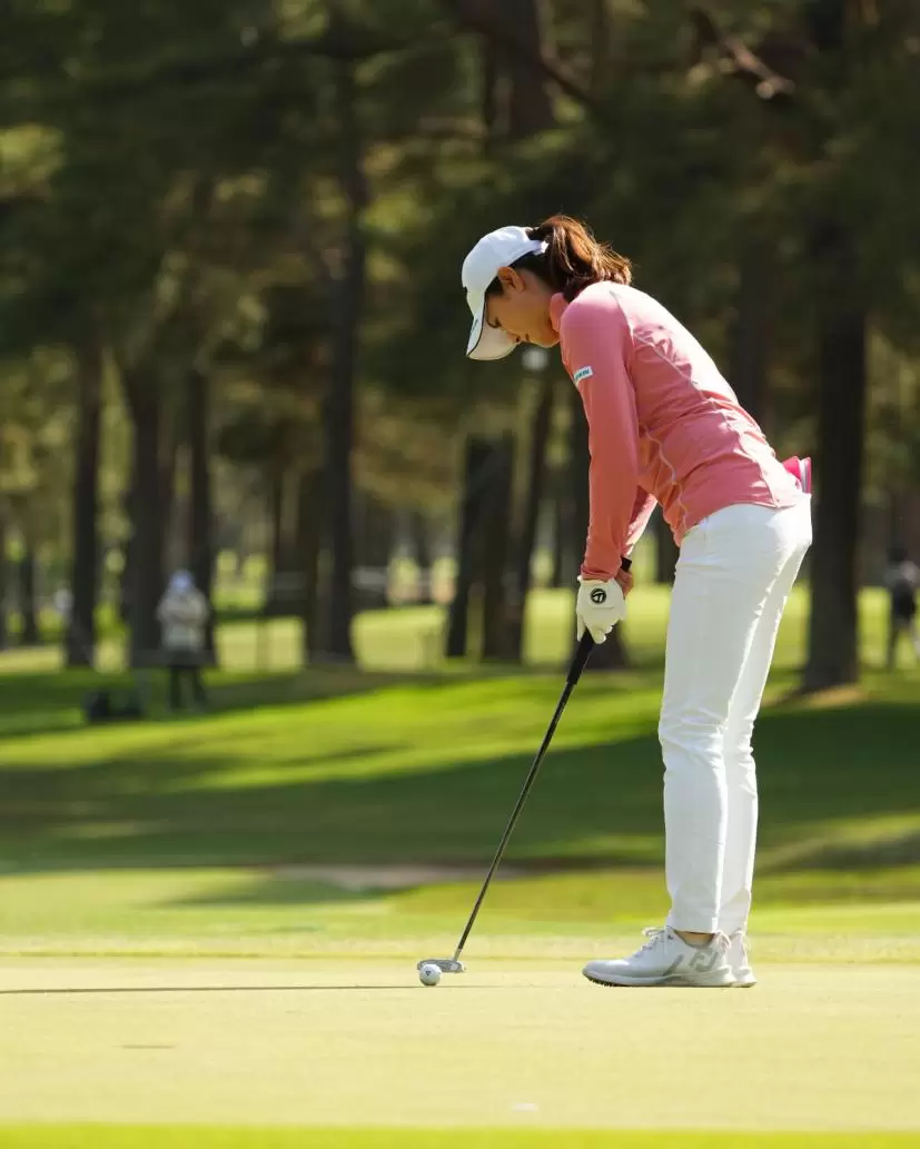 新垣比菜のパッティングストローク
