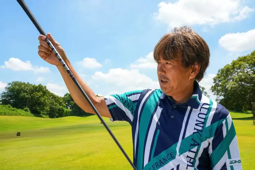 弾道の強さや構えやすさを強調している『オノフ ドライバー クロ』