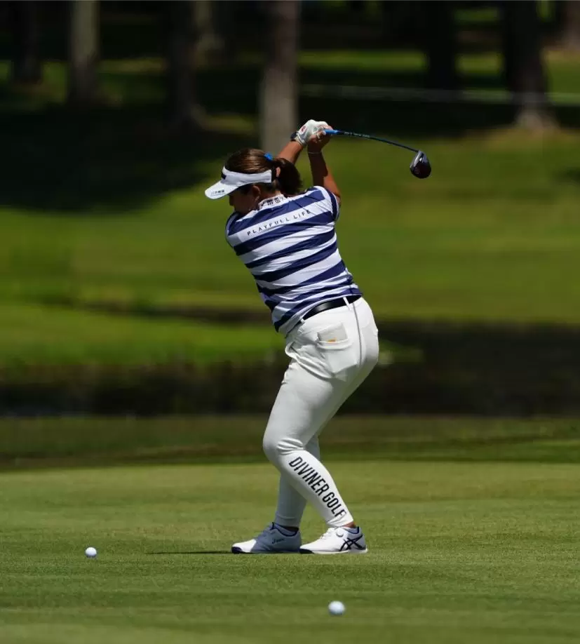 ささきしょうこのフェアウェイウッドスイング