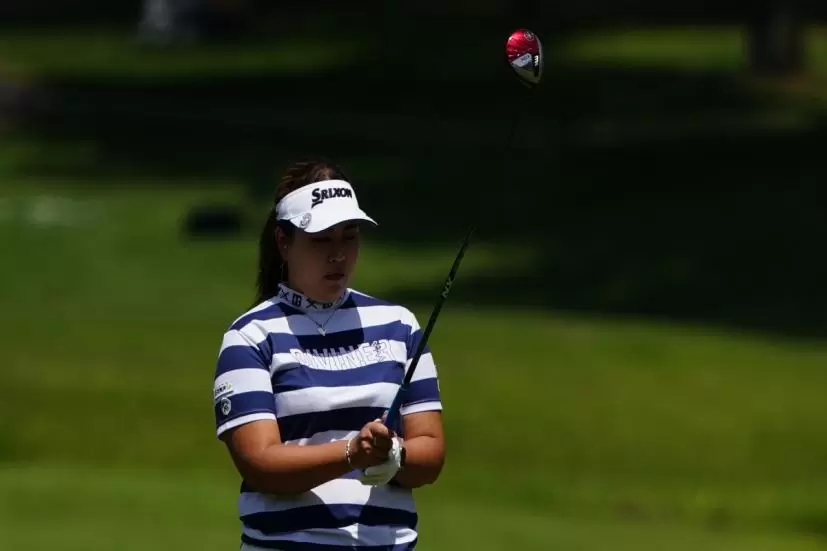 ささきしょうこのフェアウェイウッドスイング