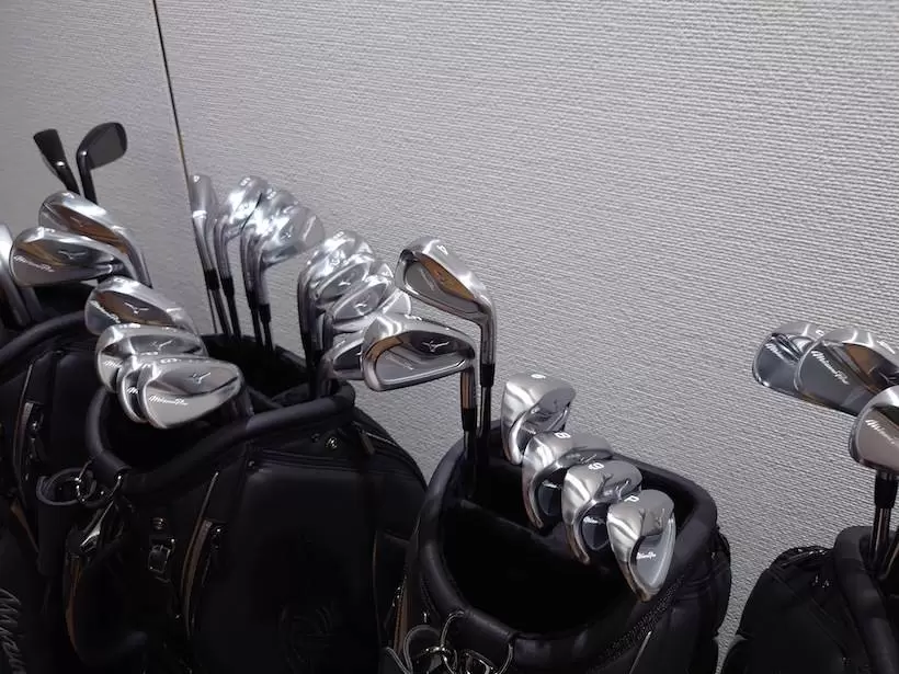 ミズノらしい打感と見た目のカッコ良さ。さらに飛距離性能も追求。