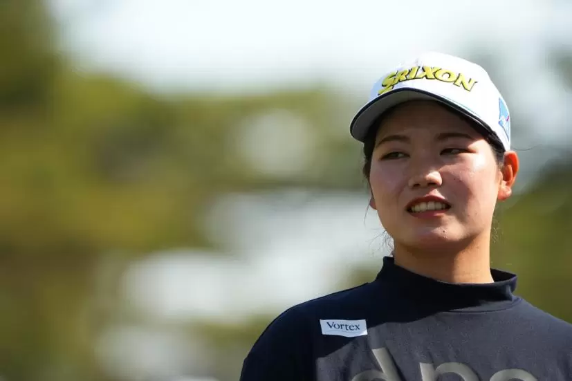 櫻井心那のドライバースイング