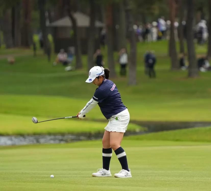 阿部未悠のフェアウェイウッドスイング