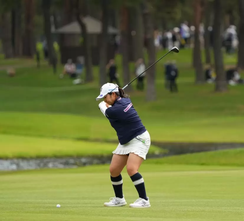 阿部未悠のフェアウェイウッドスイング