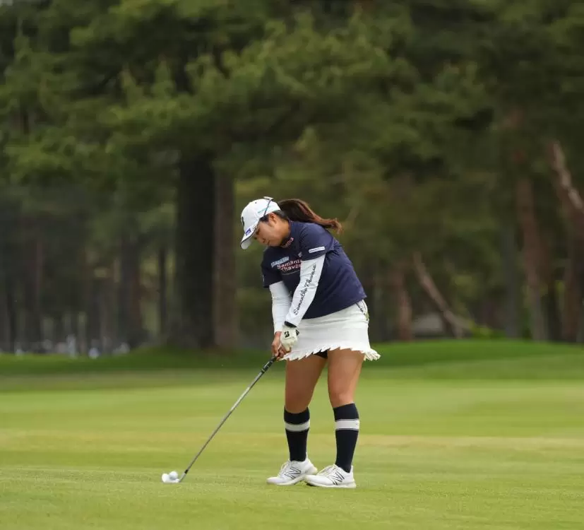 阿部未悠のアイアンスイング