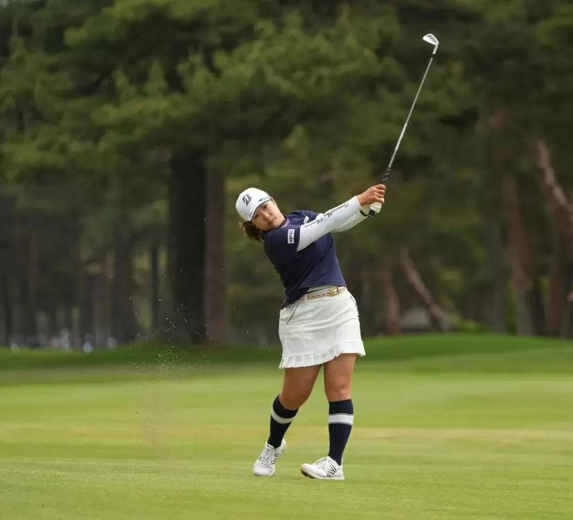 阿部未悠のアイアンスイング