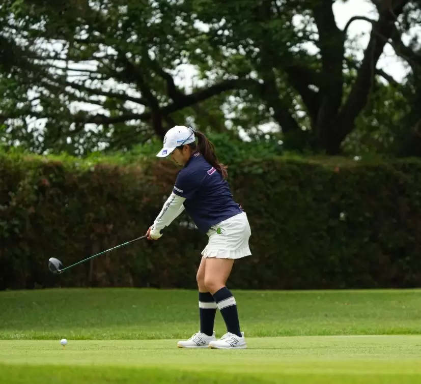 阿部未悠さんのバックスイング➀