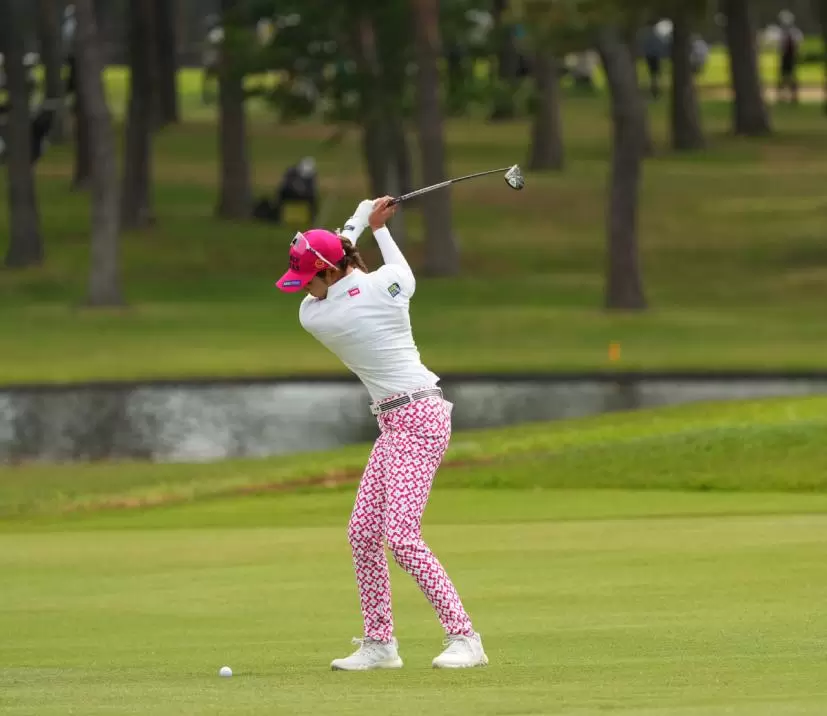 原英莉花さんの切り返し（トップ）
