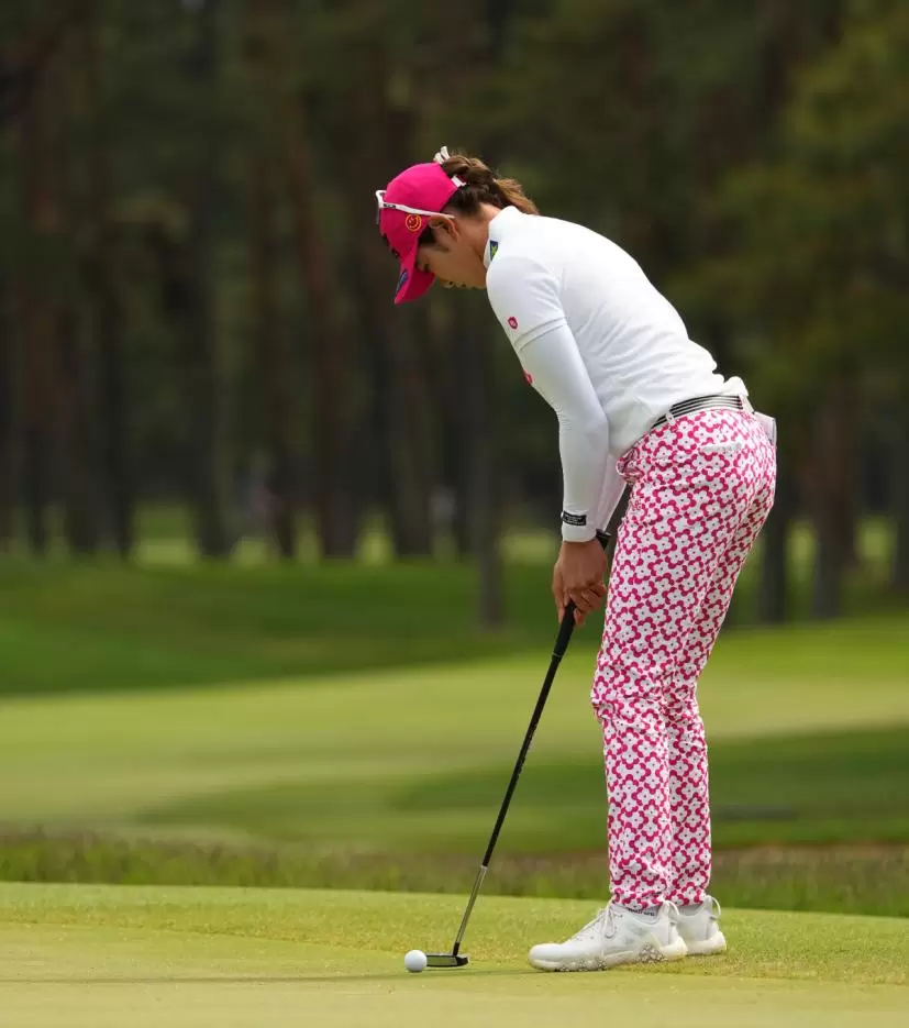 原英莉花さんのバックスイング➀