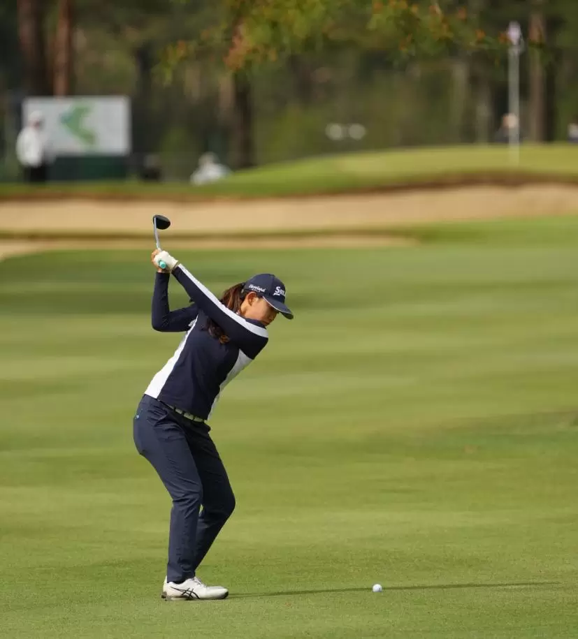 荒川怜郁さんの切り返し（トップ）