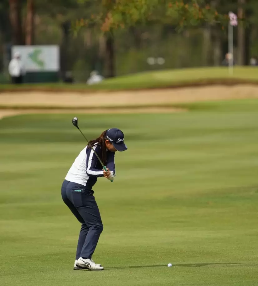荒川怜郁さんのダウンスイング②