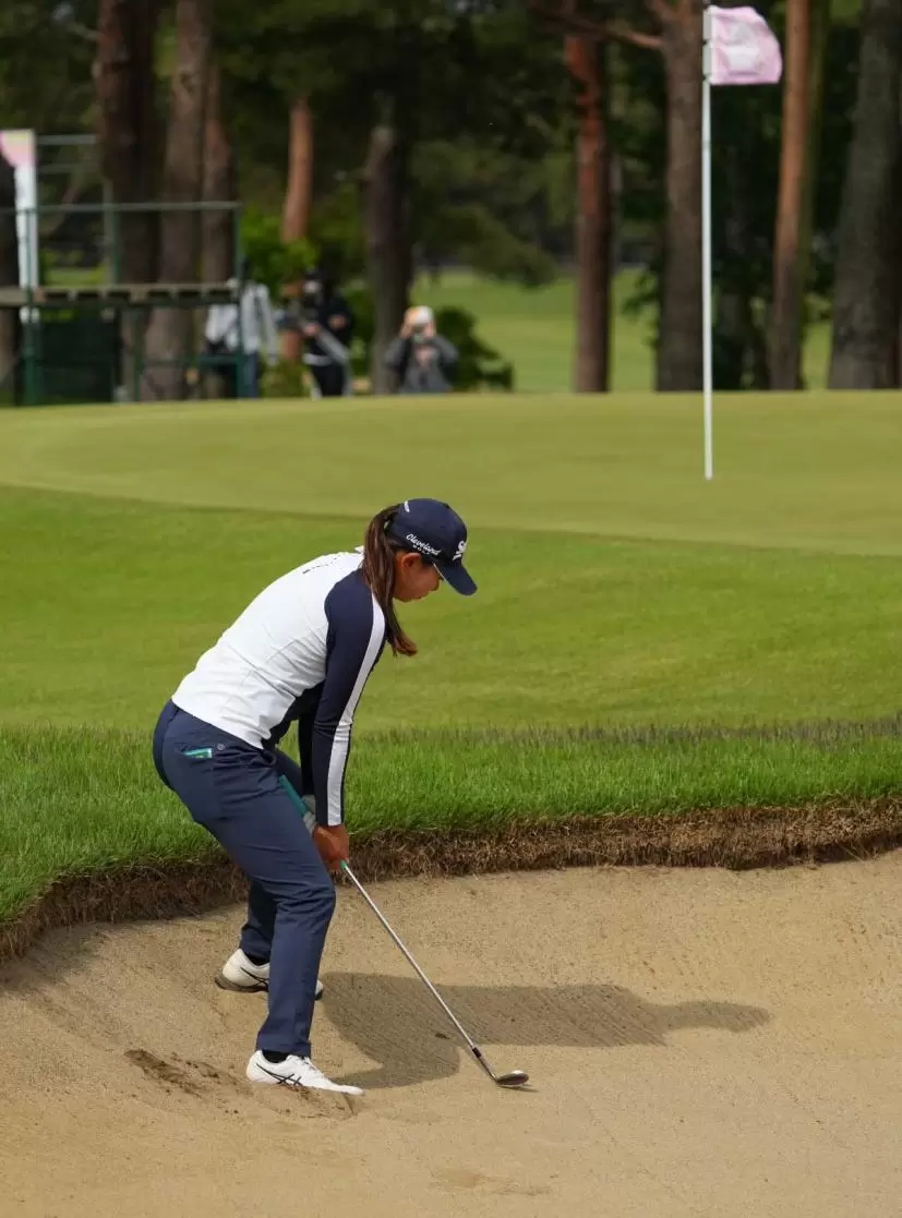 荒川怜郁さんのアドレス