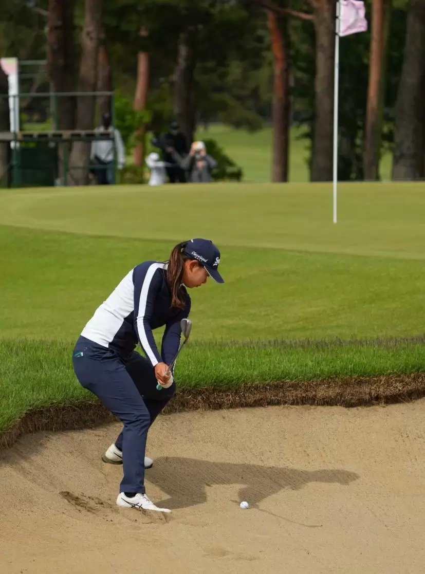 荒川怜郁さんのバックスイング②