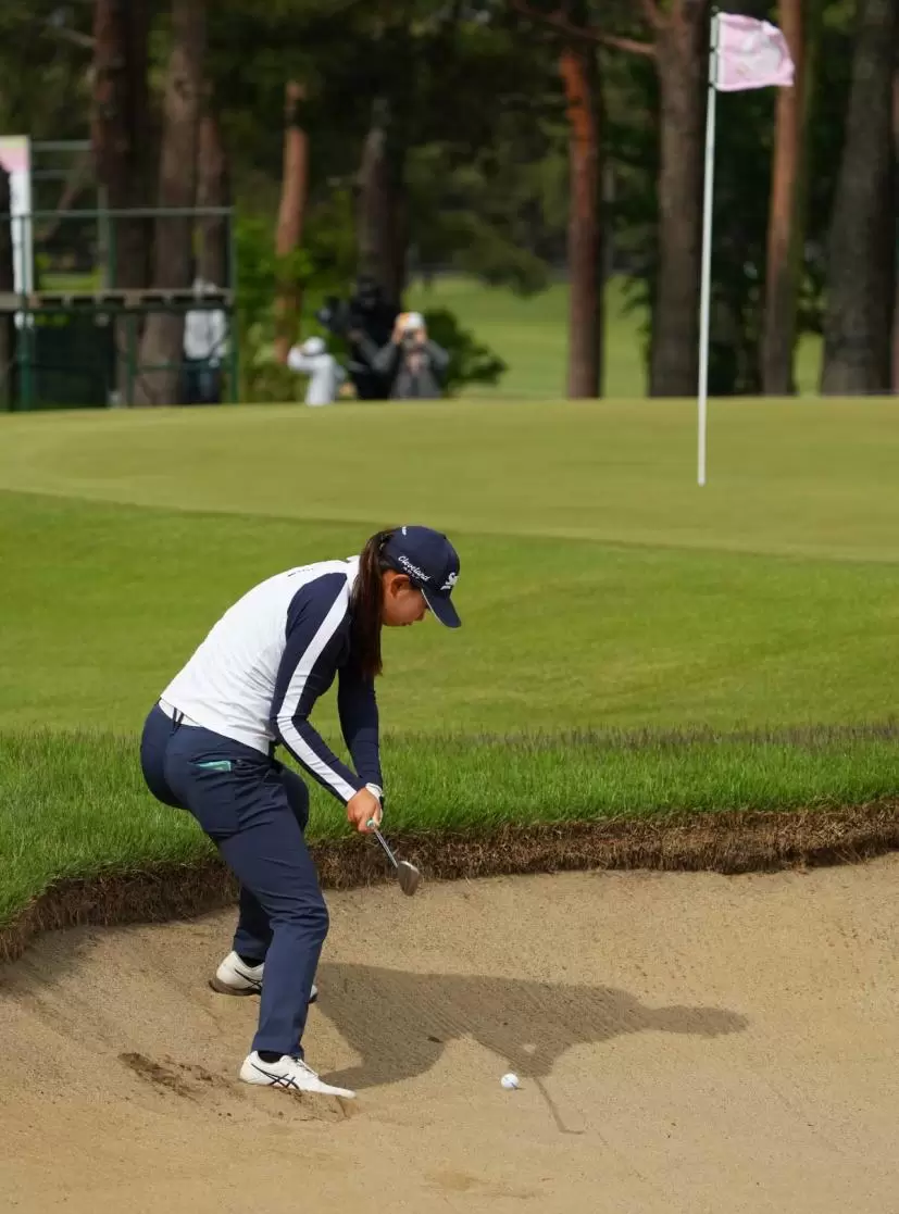 荒川怜郁さんのダウンスイング②