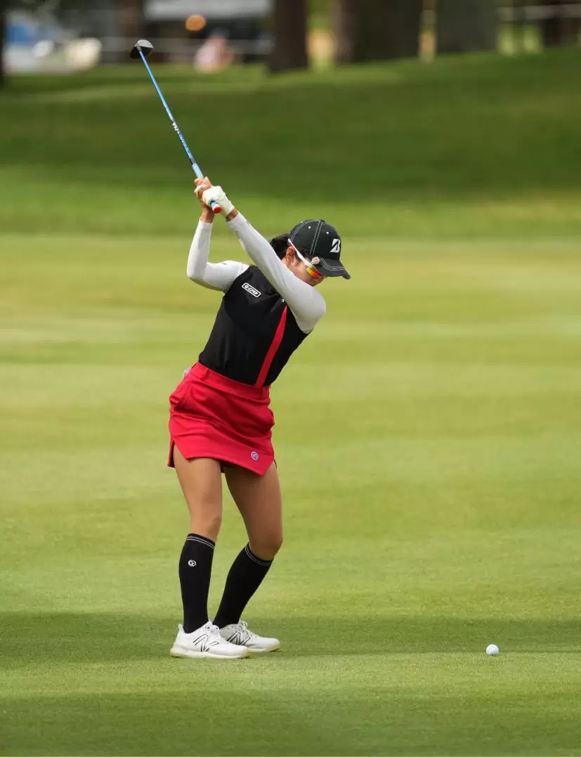 高木萌衣さんの切り返し（トップ）