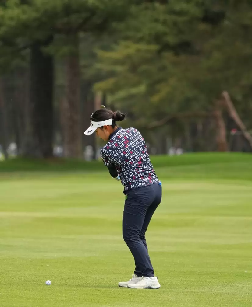 青木瀬令奈さんのバックスイング②