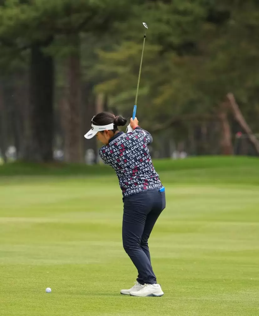 青木瀬令奈さんのバックスイング③