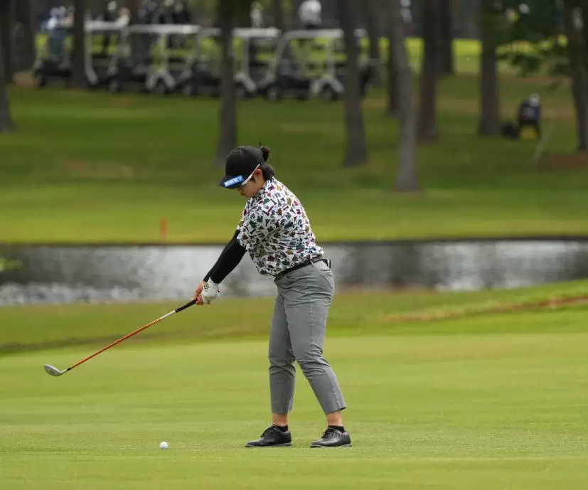 川岸史果さんのバックスイング①