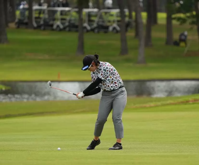 川岸史果さんのダウンスイング②