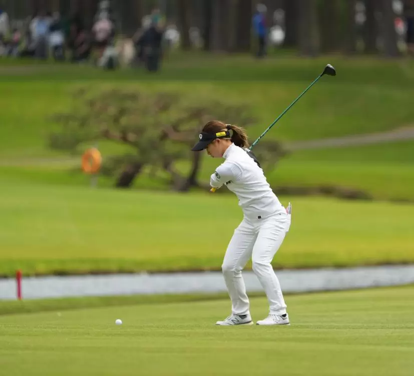 大出瑞月のダウンスイング①
